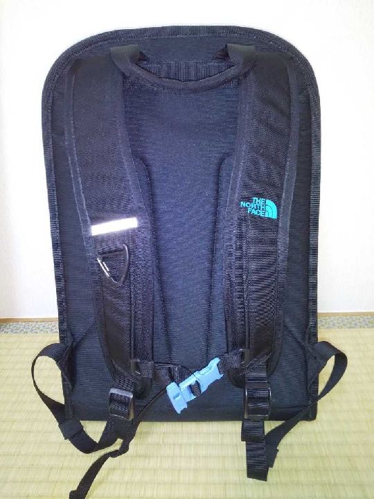 กระเป๋าเป้ THE NORTH FACE Luc North Face Hughes Box Crazy Color Backpack