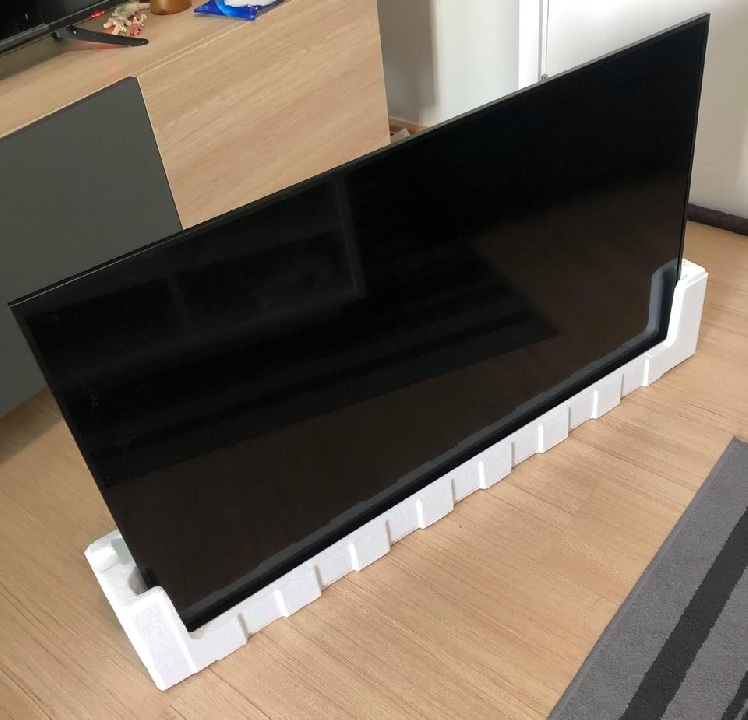 ทีวี UHD LED SMART TV ขนาด 43 นิ้ว