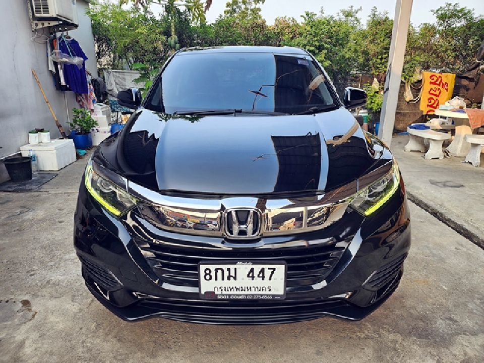 HONDA HRV 1.8 E MNC ปี18จด19 สีดำ มือเดียว