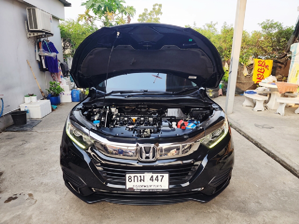 HONDA HRV 1.8 E MNC ปี18จด19 สีดำ มือเดียว