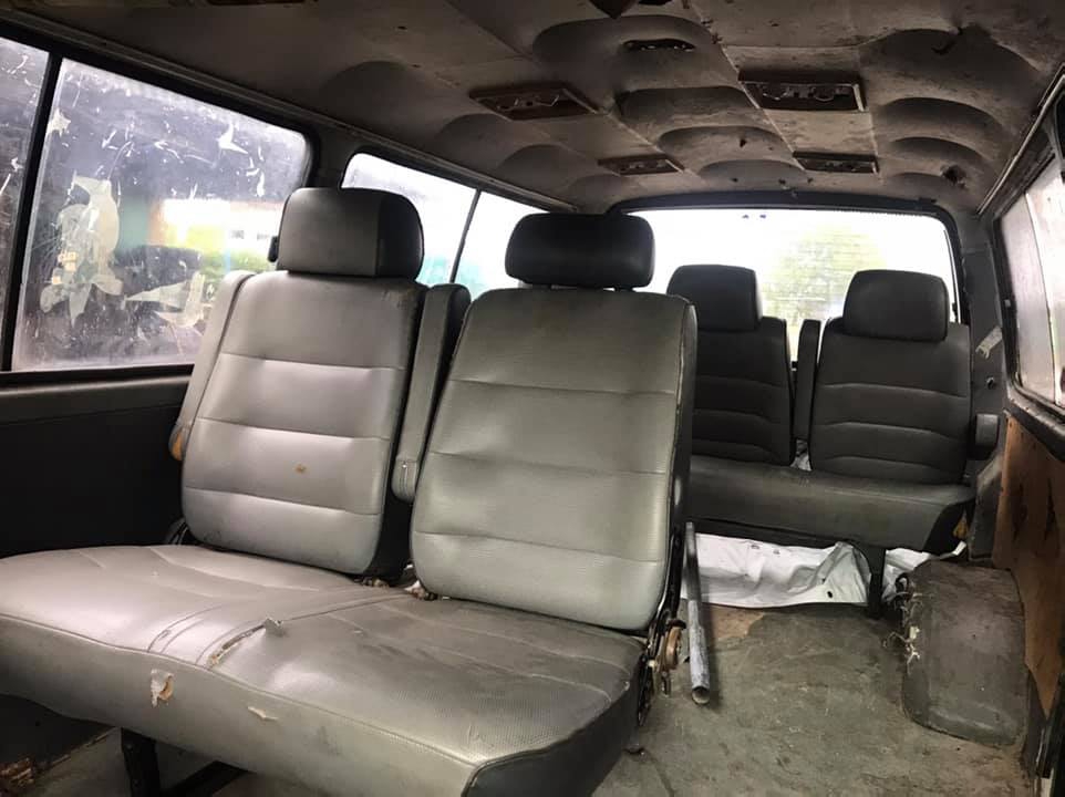 Toyota​ Hiace 3.0​ ปี 1999