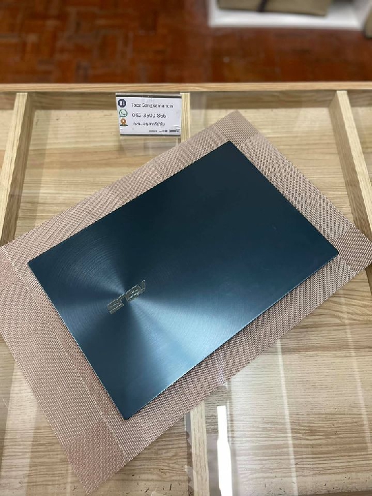 Notebook ASUS ZENBOOK 2จอ ล้ำๆ