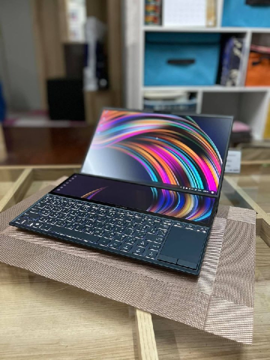 Notebook ASUS ZENBOOK 2จอ ล้ำๆ