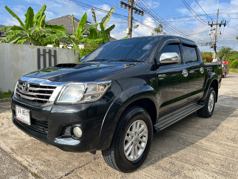 TOYOTA VIGO CHAMP 2.5 E VN TURBO CAB AT ปี 2013