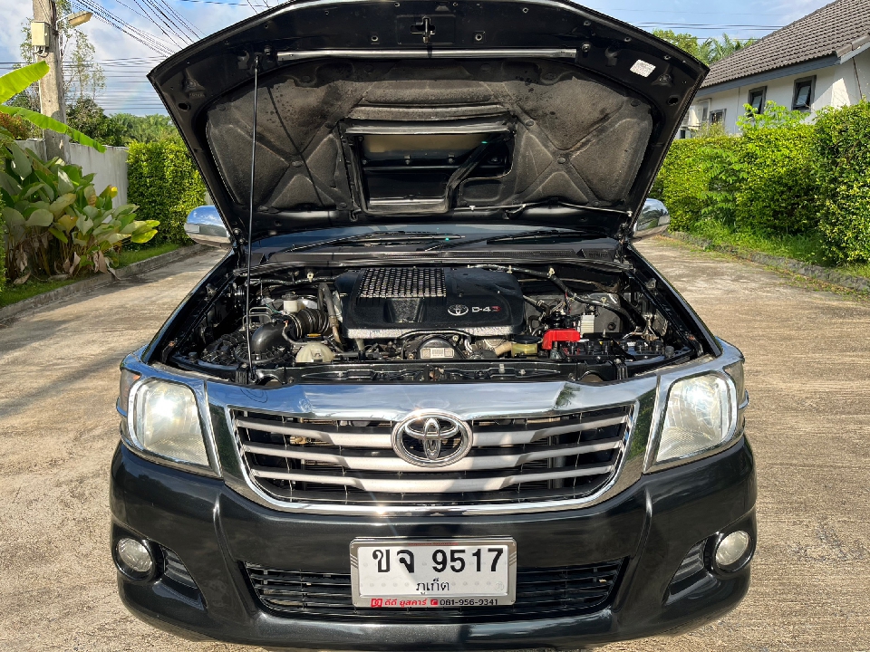 TOYOTA VIGO CHAMP 2.5 E VN TURBO CAB AT ปี 2013