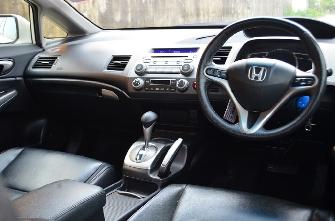 HONDA CIVIC FD ไฟ8เหลี่ยม ปี2009