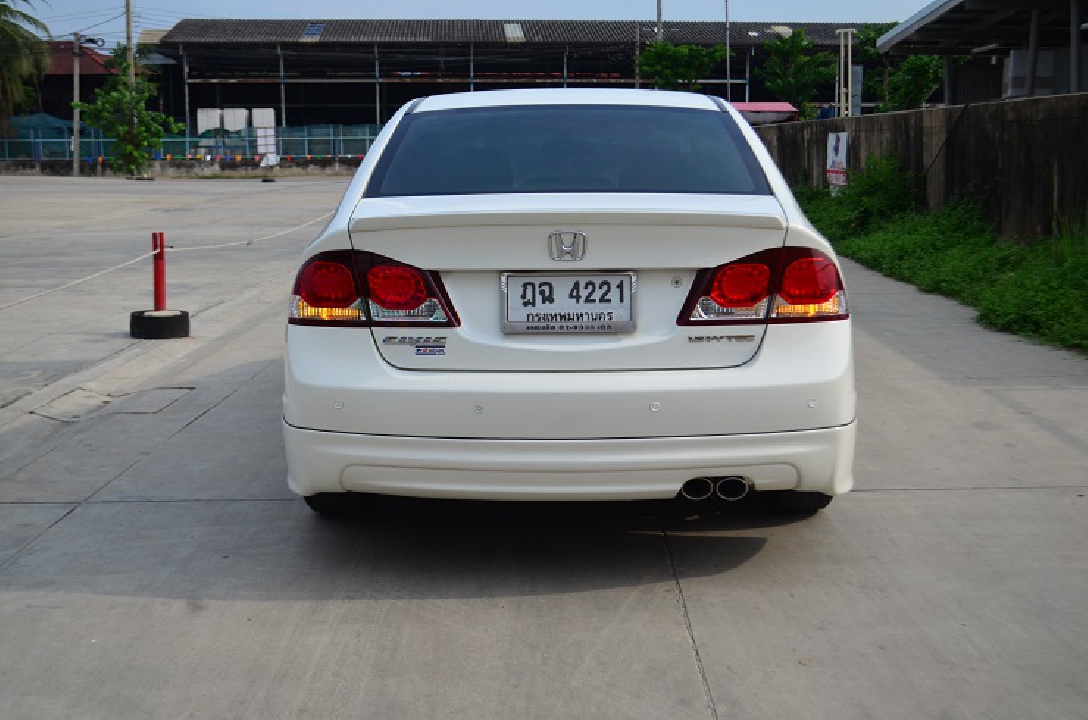 HONDA CIVIC FD ไฟ8เหลี่ยม ปี2009