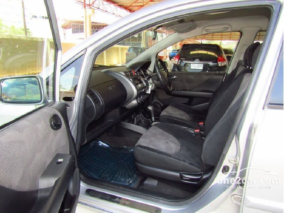 Honda Jazz 1.5 ปี 03-07 E-V Hatchback