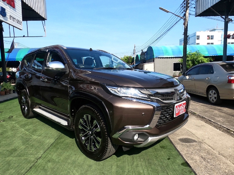 Mitsubishi Pajaro Sport 2.4 GT Premium 4WD เกียร์ออโต้ ปี 2016 สีน้ำตาล