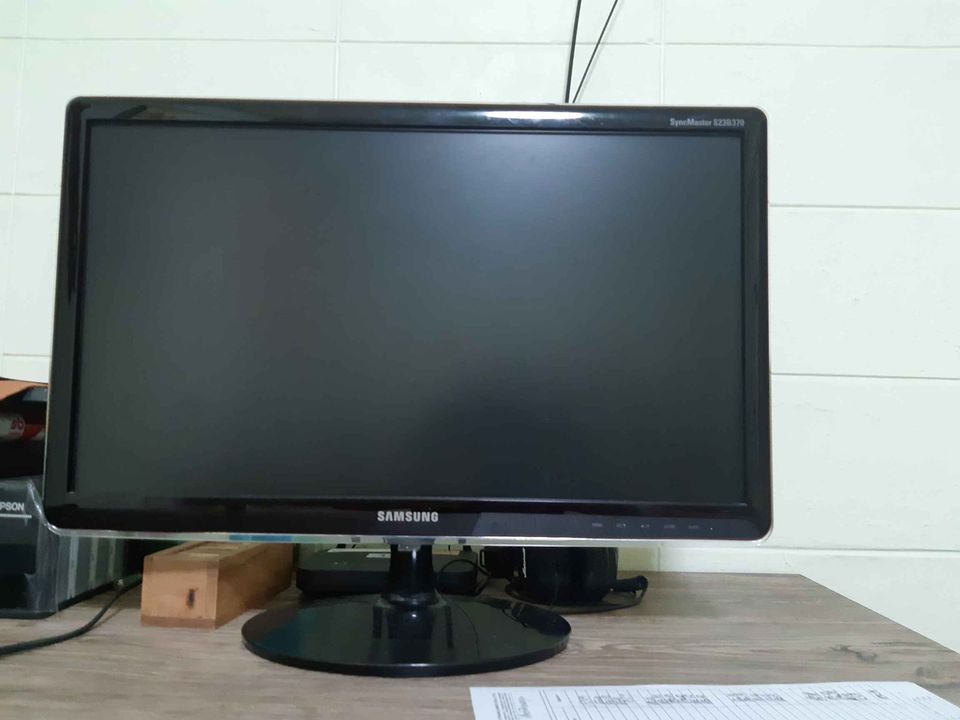 ขายคอมตั้งโต๊ะยกชุด AMD FX 4350 4.20 GHz