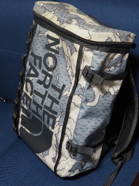 กระเป๋า North Face