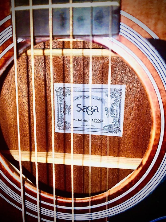 ** กีต้าร์โปร่ง **  SAGA - SA700CR (Topsolid) !!!ร้อนนน!!!