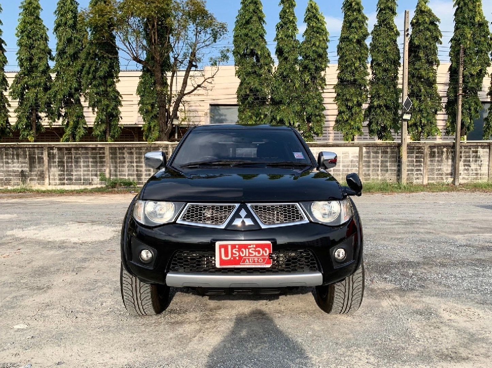 Mitsubishi Triton Double Cab 2.4 GLS Plus เกียร์ธรรมดา ปี2012