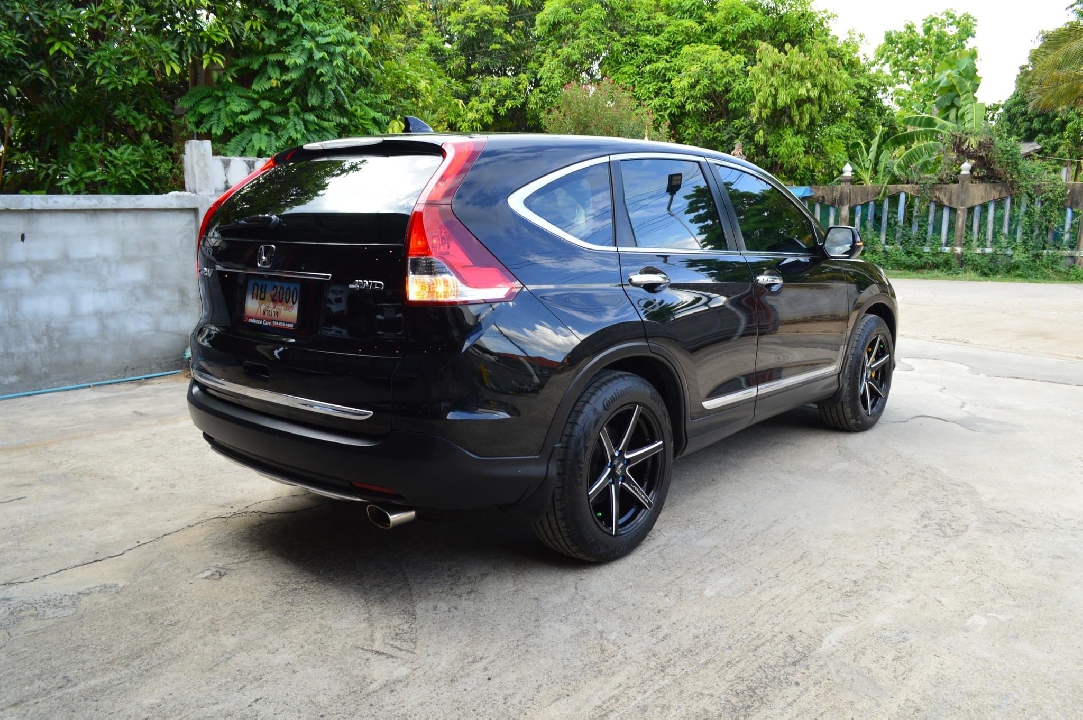 Honda CRV 2.4EL 4WD ฟรีดาว์ รถบ้านรถคุณพ่อใช้รักษาอย่างดดี