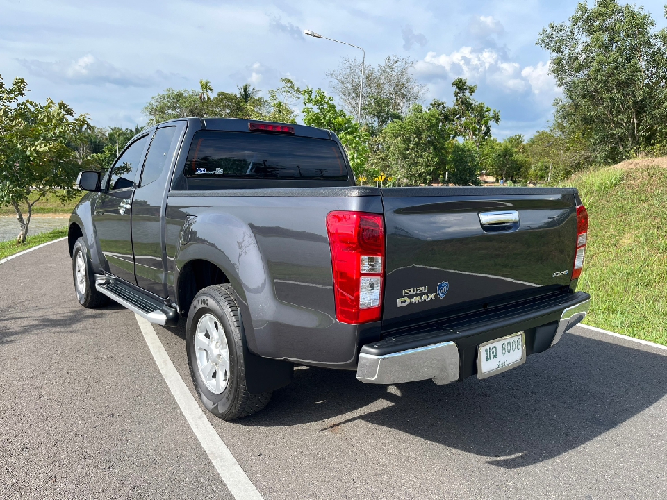 ISUZU D-MAX 1.9 Ddi L MT  2017