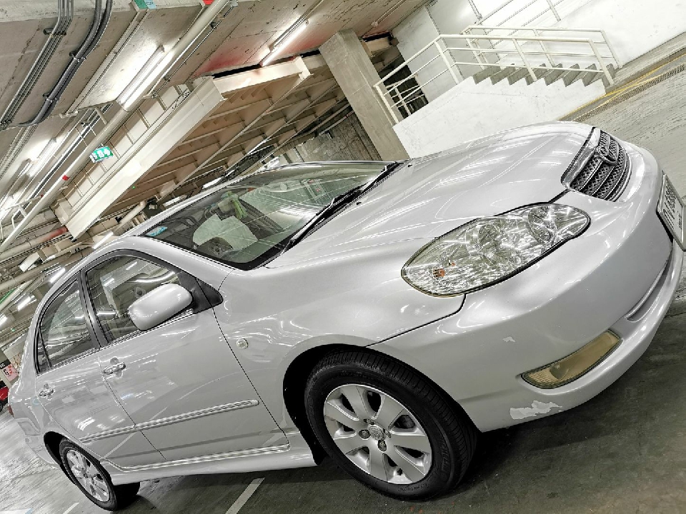 Toyota  Altis ปี 2004