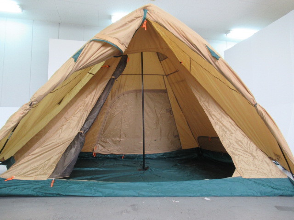 เต็นท์ ญี่ปุ่น กระโจม Coleman Excursion Tippy