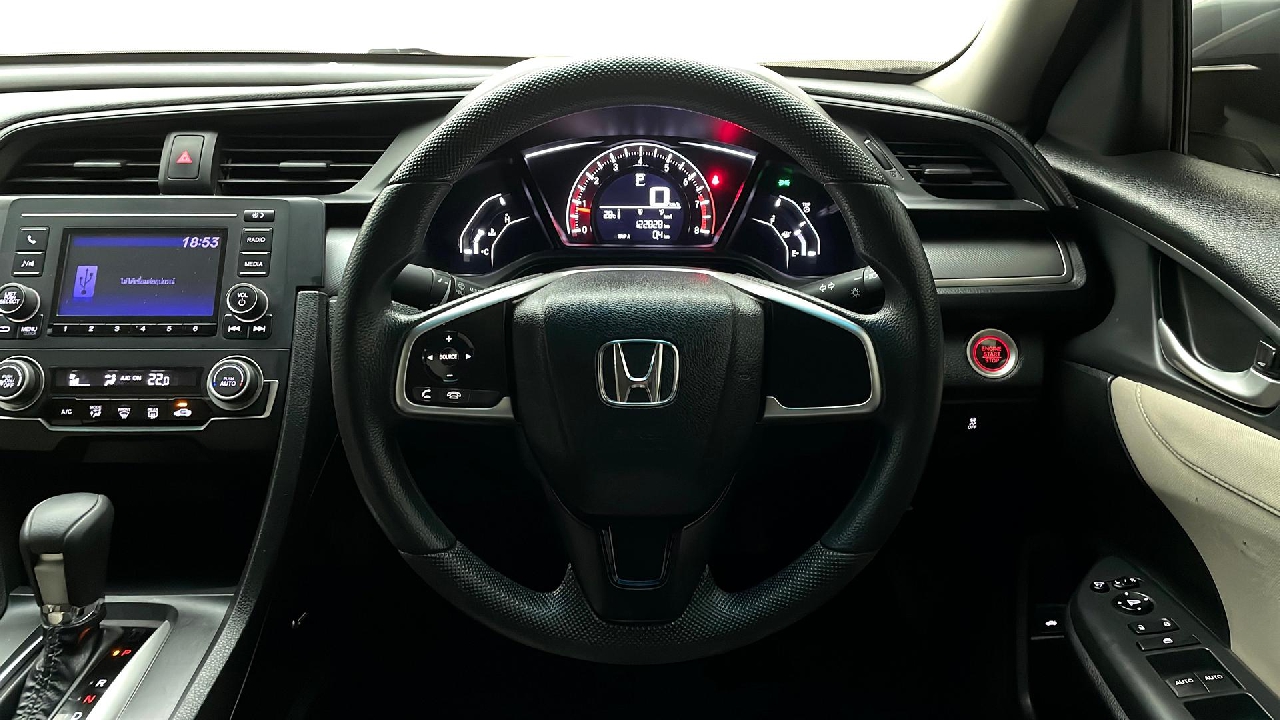 ขายรถมือสอง Honda Civic 1.8 E ไมล์ 122,828 Km. รับประกัน 1 ปี เครดิตดี ฟรีดาวน์ โทร.092-920-9777