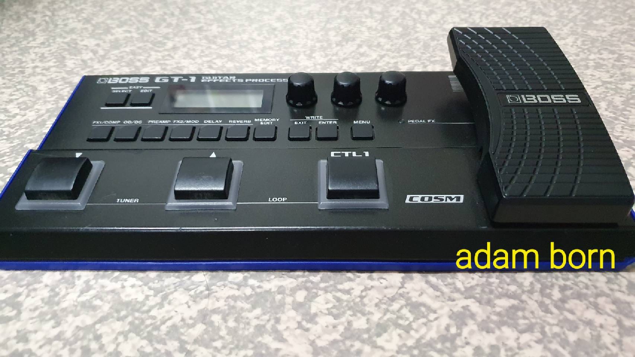 *ขายครับผม! Boss GT1 สภาพดี ใช้งานได้ปรกติ มีadapter และกล่องคุ่ตัวให้ครับ