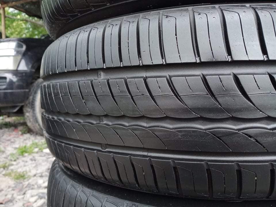 Pirelli 215/55/17 ปี 20