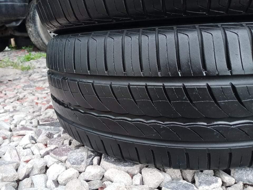 Pirelli 215/55/17 ปี 20