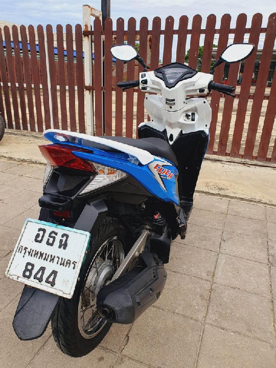 2011 Honda คลิก125i สตาร์ทมือล้อซี่ลวด