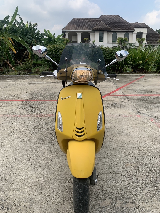 Vespa Sprint 150 i-get abs limited edition เหลืองด้านสีจากศูนย์ ปี2018