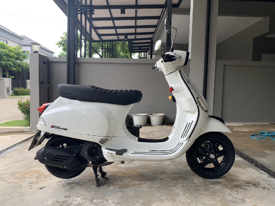 New Vespa S125 3Vie ปี 2016 (สีขาว)