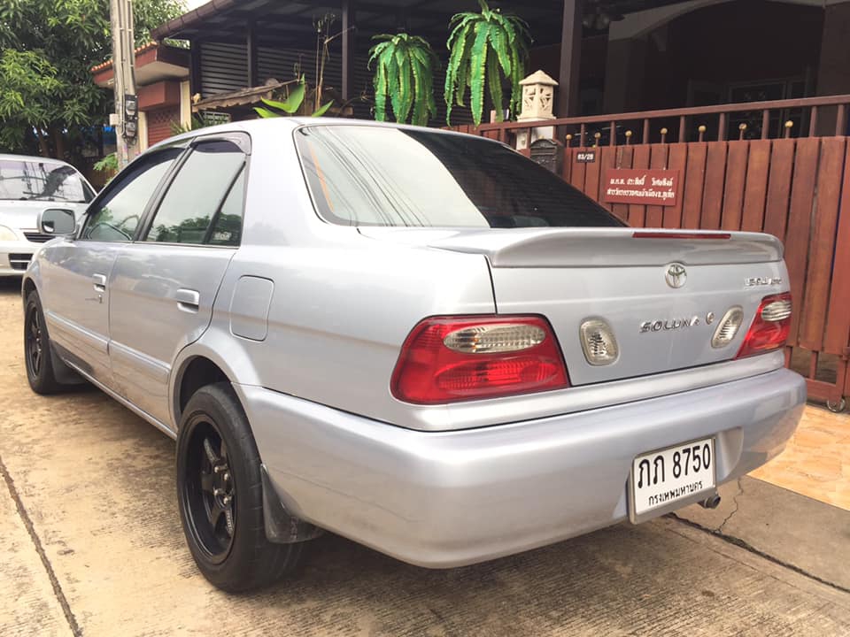 Toyota Soluna 2000