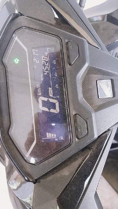 Cilck 125 ขายดาวน์5000ผ่อนต่อ