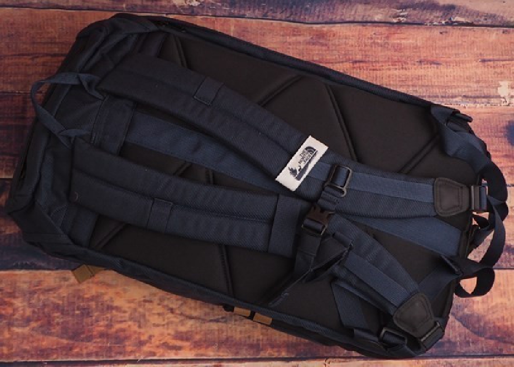 กระเป๋า  North Face