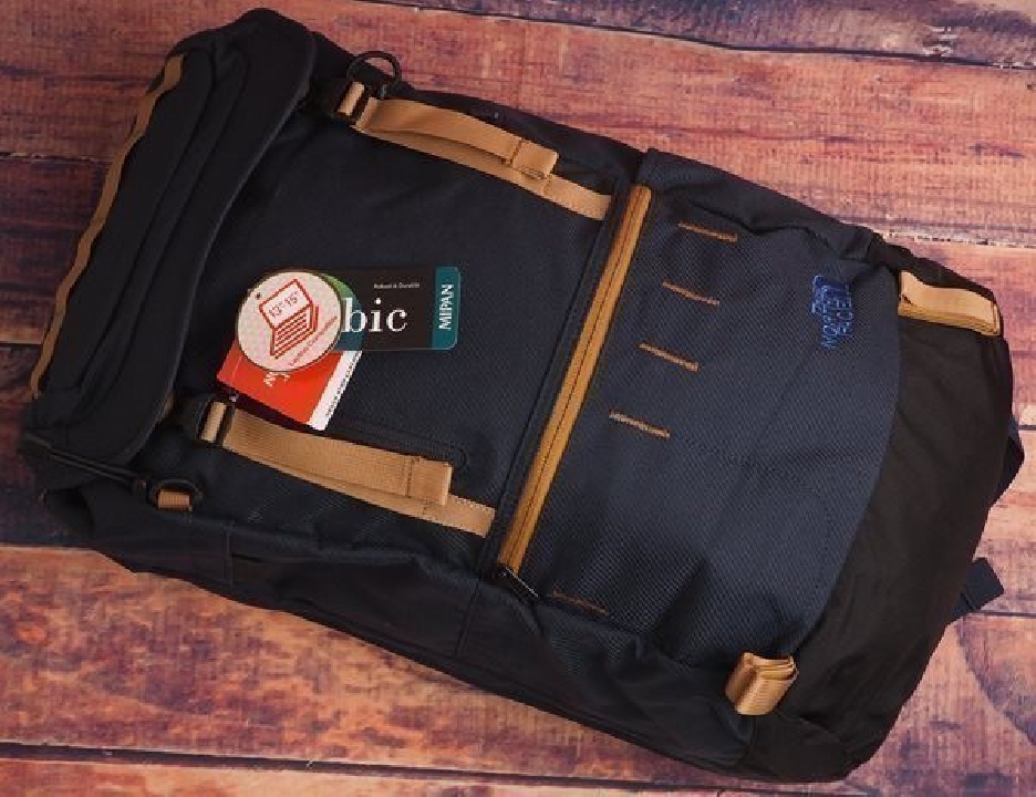 กระเป๋า  North Face
