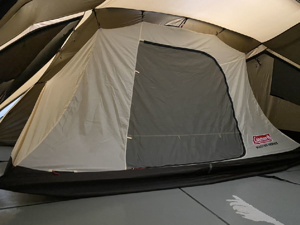 เต็นท์  Coleman Coleman 4S Wide 2 Room Cocoon 3