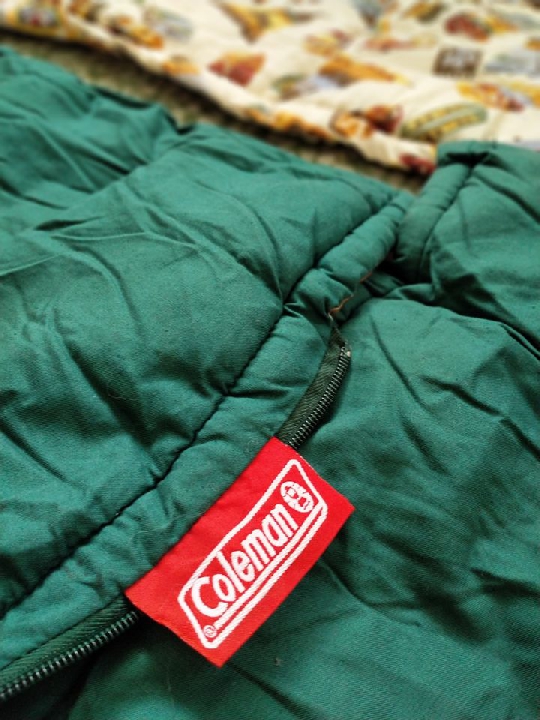 ถุงนอนColemanลายชนเผ่า
