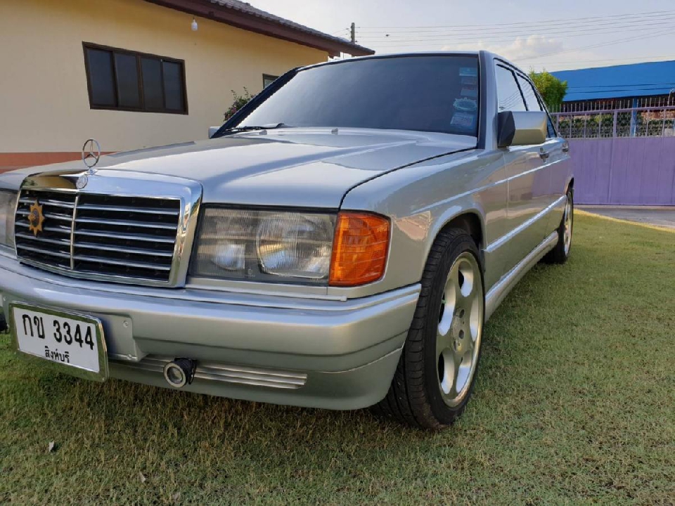 MERCEDES-BENZ 190 E ปี 1992