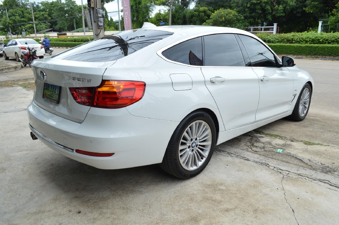 Luxury Car สุดหรูในราคาสุดคุ้ม BMW 320D GT