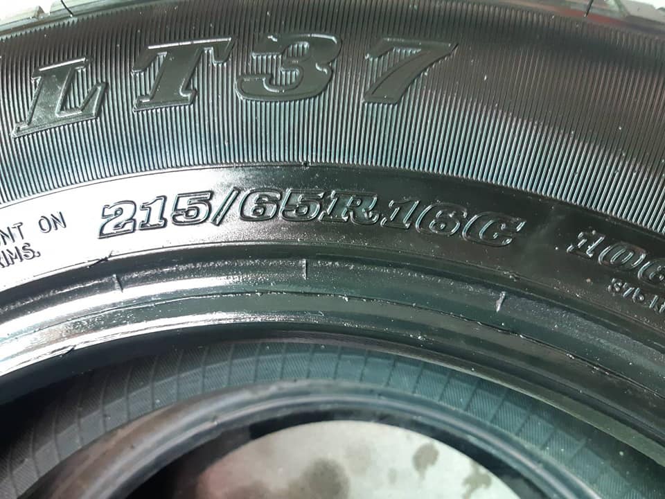 ยาง DUNLOP SP LT37 ขนาด 215/65/16 ปี19 3เส้น ปี20 1เส้น