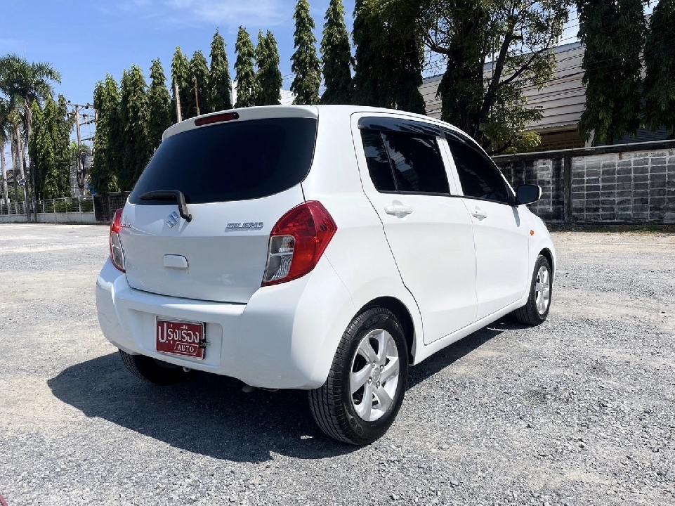 Suzuki Celerio GL 1.0 L เกียร์ออโต้ ปี2016 สีขาว