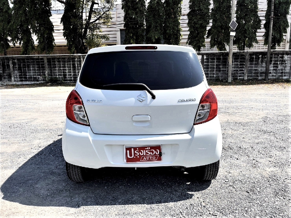 Suzuki Celerio GL 1.0 L เกียร์ออโต้ ปี2016 สีขาว