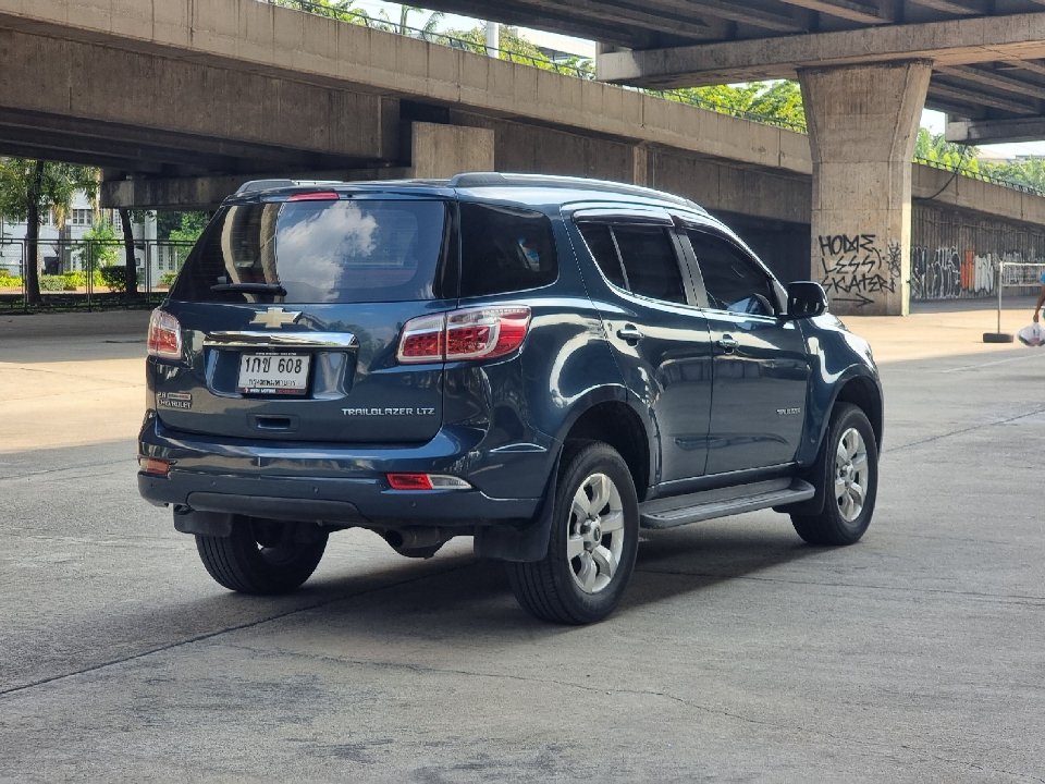 ฟรีดาวน์ Chevrolet Trailblazer 2.8 LTZ 4WD AT ปี 2013