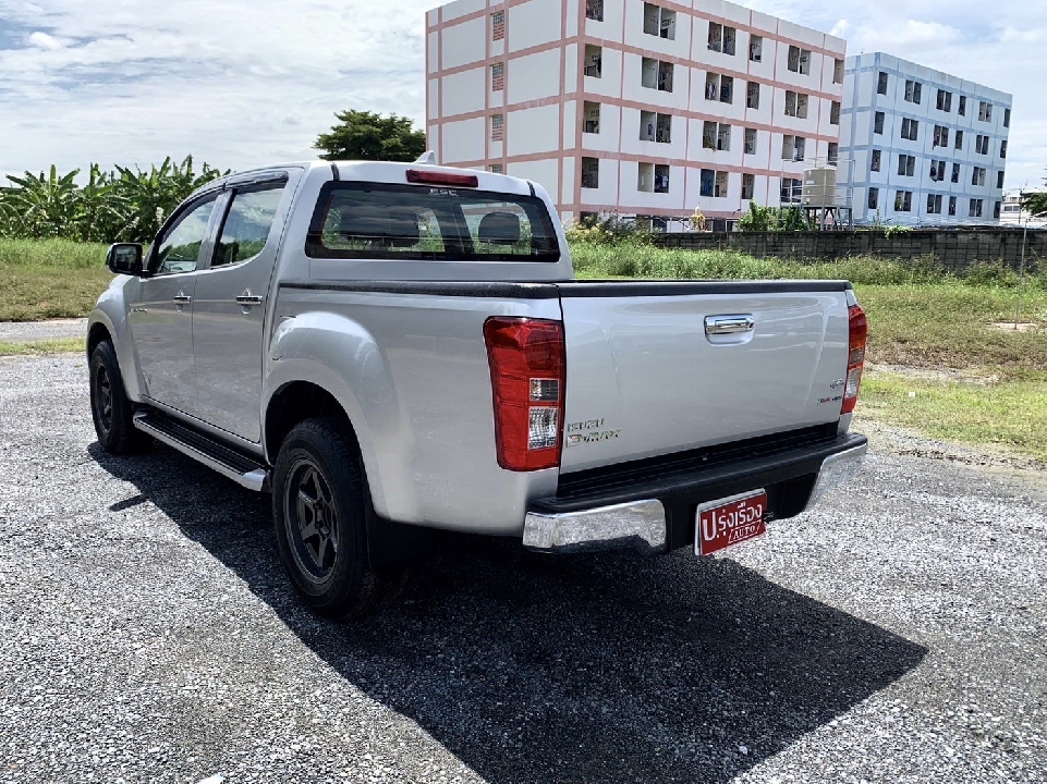 ISUZU ALL NEW D-MAX CAB4 2.5 Hi-lander VGS Z-Prestige NAVI เกียร์​ออ​โต้ ปี2014