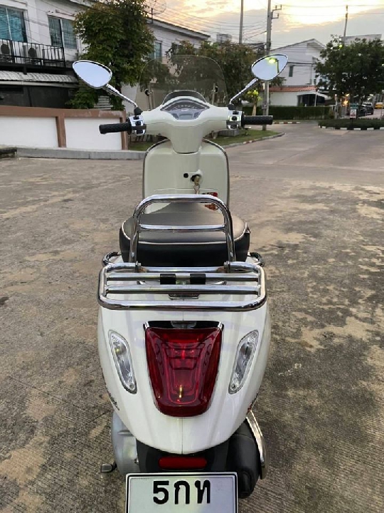 Vespa​ Sprint​ I-get 150.ABS ปี 20016