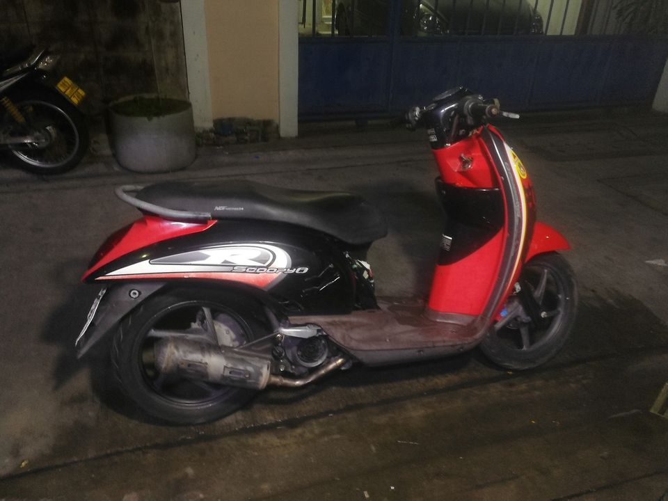 รถ scoopy i 110