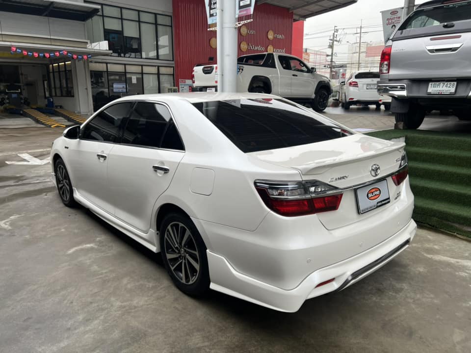 New Camry 2.0 G Extremo MNC