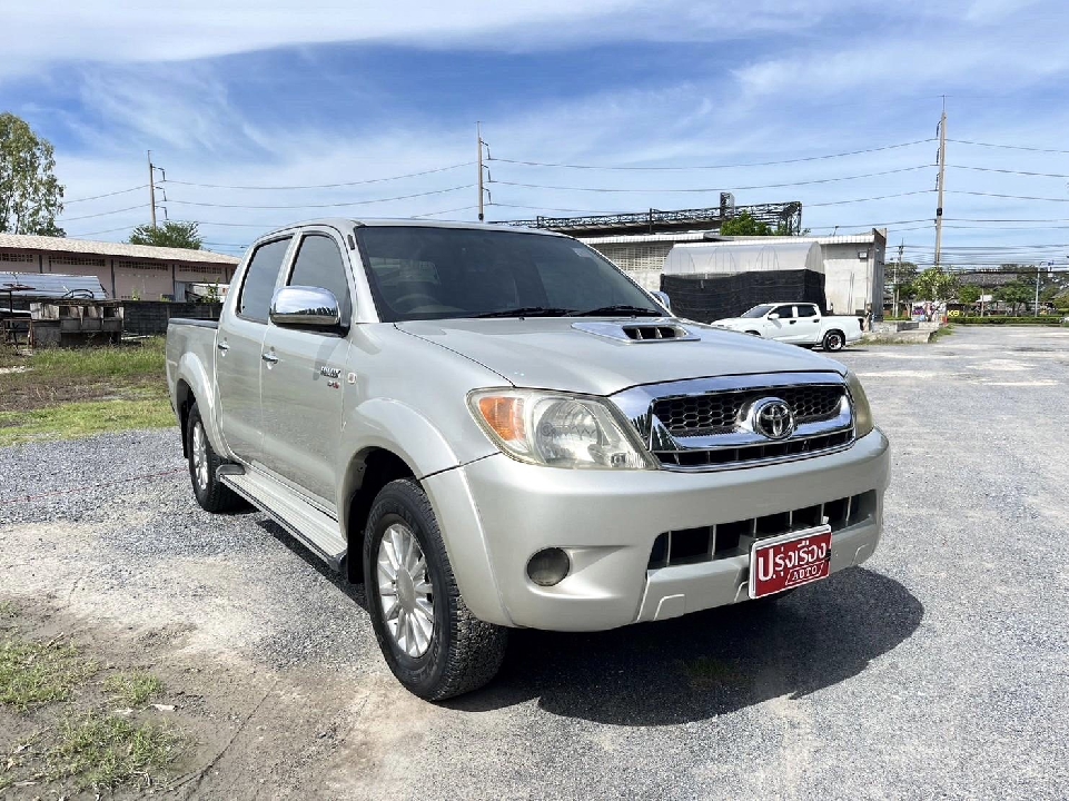 Toyota Hilux Vigo 3.0 G เกียร์ออโต้ ปี05 สีเทา