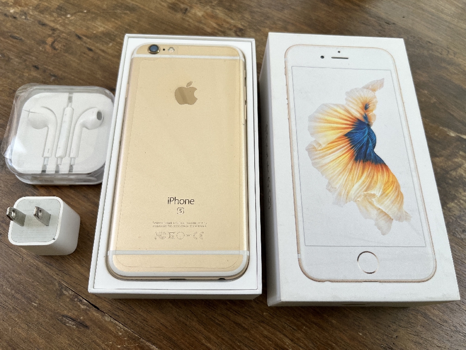 ไอโฟน iPhone  6s 64GB