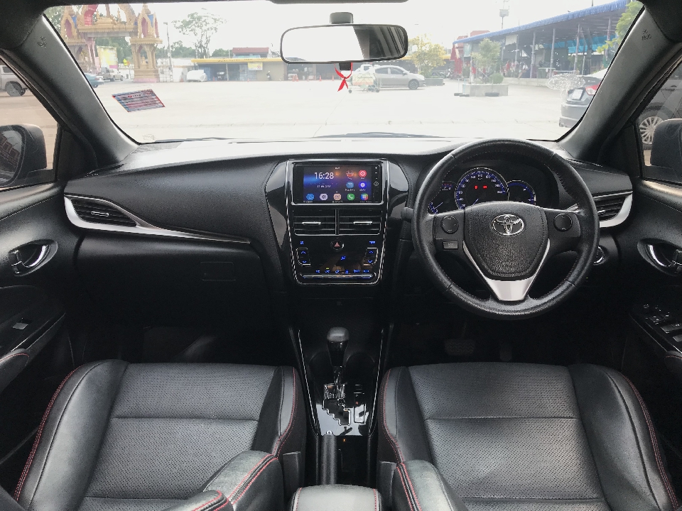 toyota yaris 1.2 g ปี2019