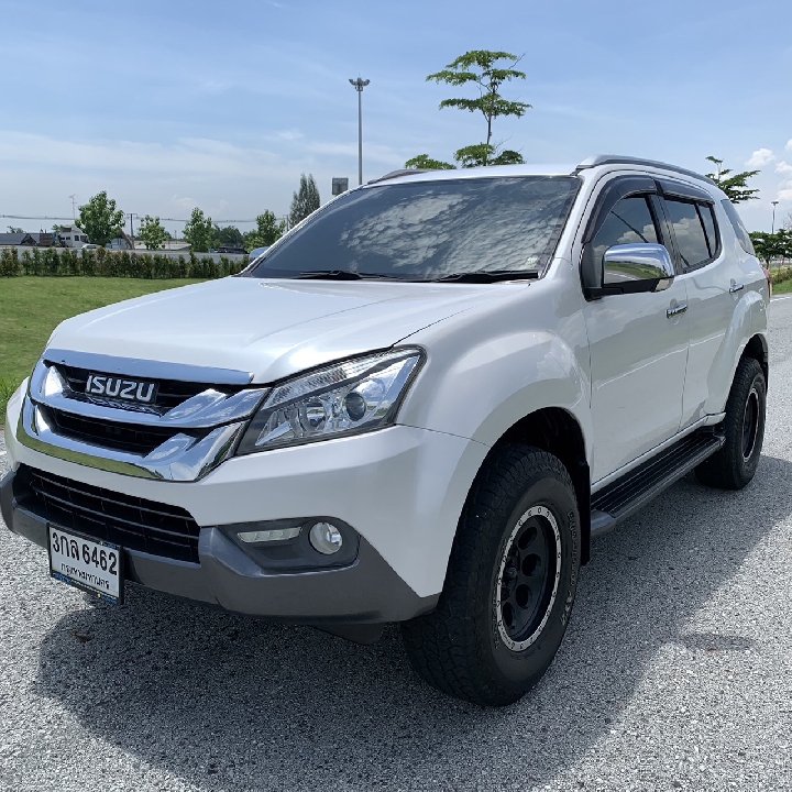 ISUZU MU-X 3.0 VGS DVD Navi 2014