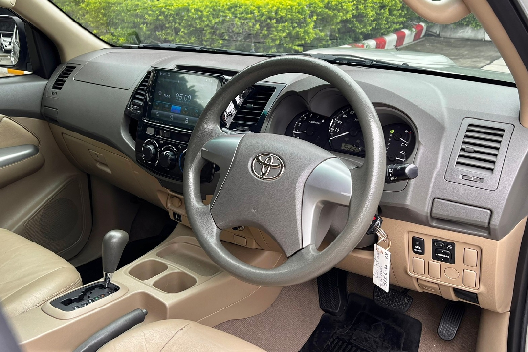 2013 TOYOTA HILUX VIGO CHAMP DOUBLECAB 2.5E PRERUNNER VN TURBO AT  เลขไมล์ 145,200 Lid Up Slide 