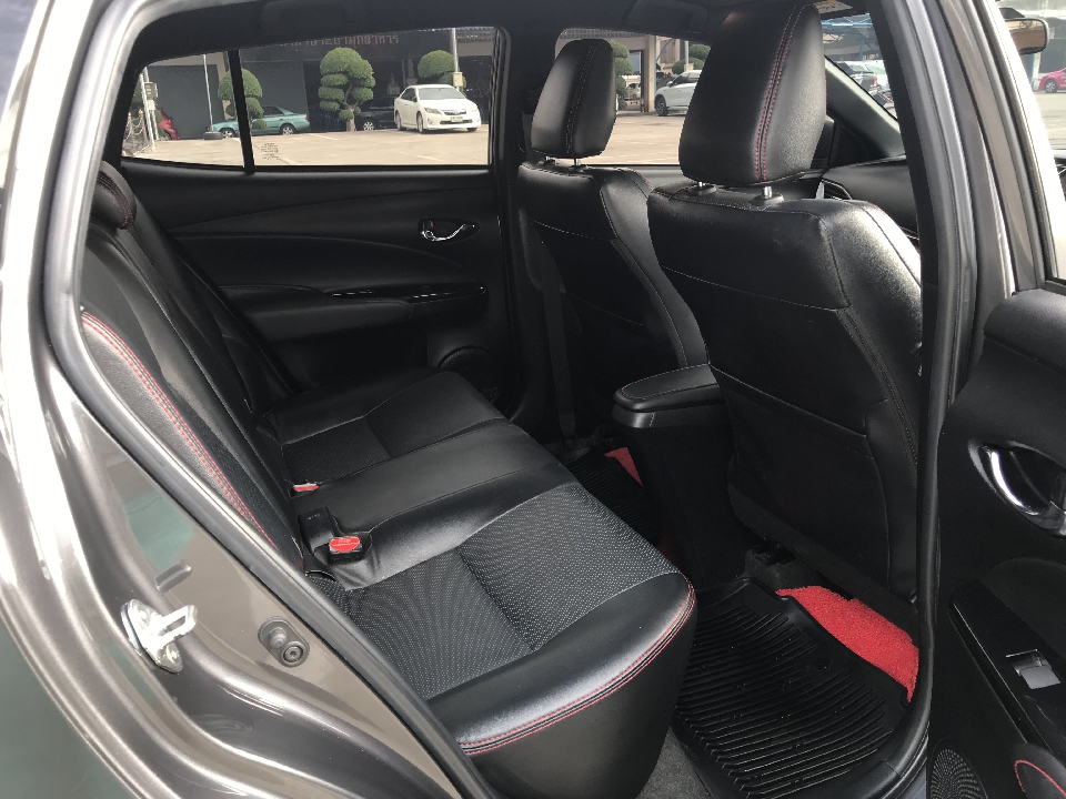 toyota yaris 1.2 g ปี2019